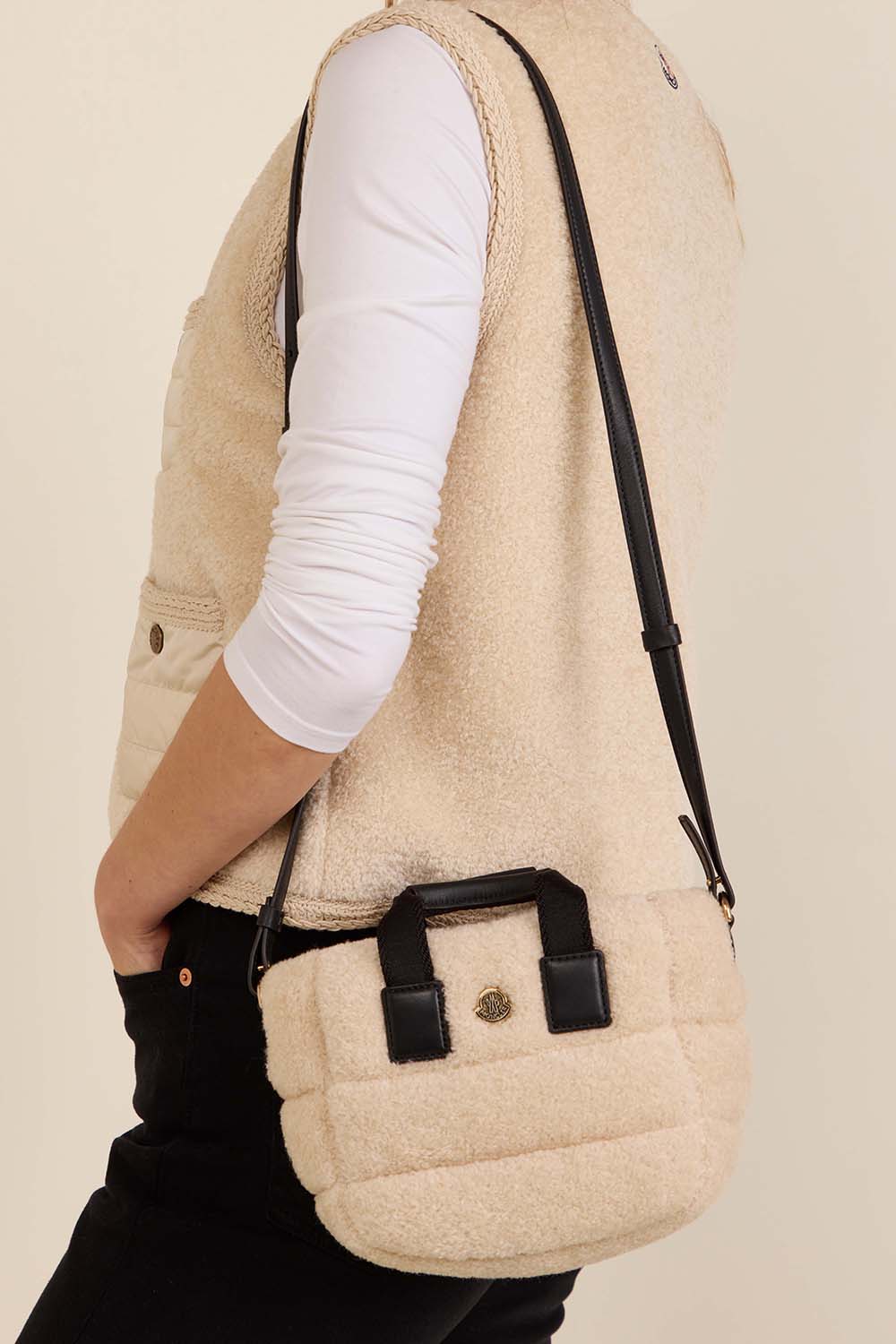 תמונת כל הלוק של תיק קרוסבודי טדי